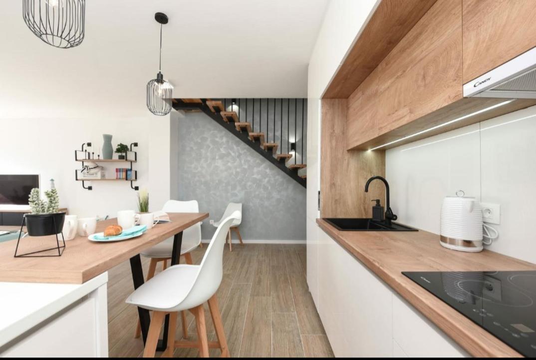 Villa Maris Nin Exteriér fotografie