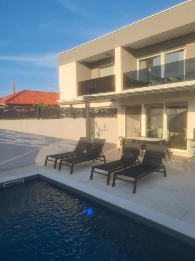 Villa Maris Nin Exteriér fotografie
